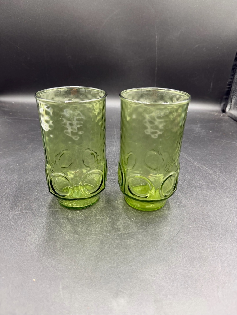 Vintage 1970s Anchor Hocking Heritage Hill Avocado Green Drinking Glass
